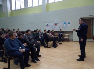 Соблюдаем законы дорог. Фото: Пресс-группа УВД по ЮАО ГУ МВД России по г. Москве