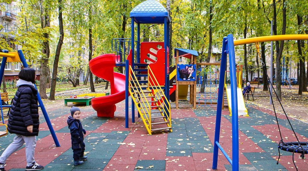 Почти 20 дворов благоустроили с начала 2019 года в Орехове-Борисове Северном. Фото: сайт мэра Москвы Почти 20 дворов благоустроили с начала 2019 года в Орехове-Борисове Северном. Фото: сайт мэра Москвы