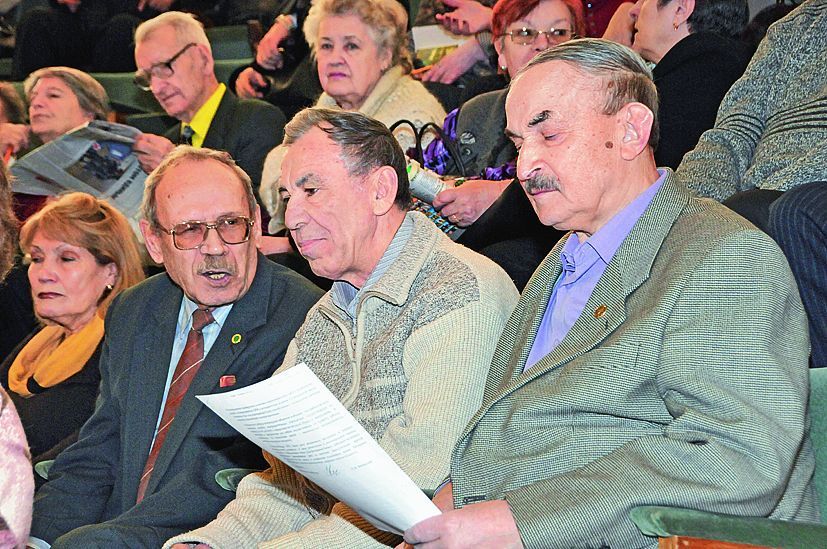 Первички в майские праздники