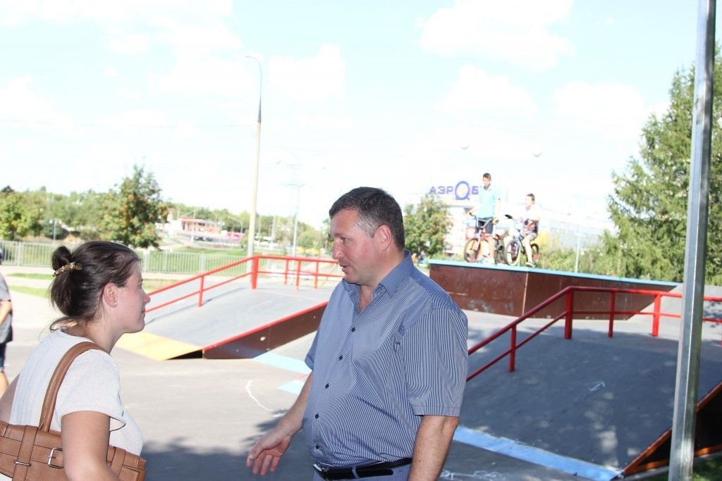 В Чертанове Северном по инициативе депутата Мосгордумы Сергея Зверева построили скейт-парк