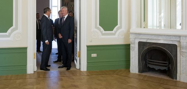 Собянин и Лавров осмотрели отреставрированную усадьбу Суворова