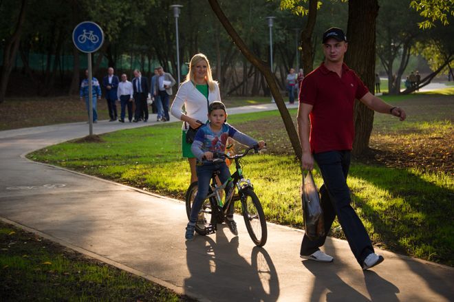 В ЮЗАО создано 12 качественных зеленых территорий