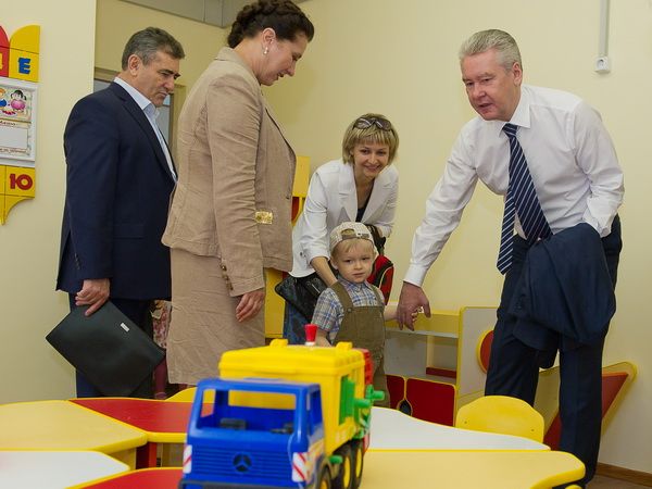 Сергей Собянин открыл современный сад в Троицке