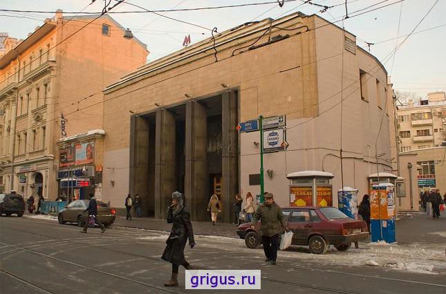 Мосгортранс предупреждает о закрытии на ремонт станции метро «Бауманская»