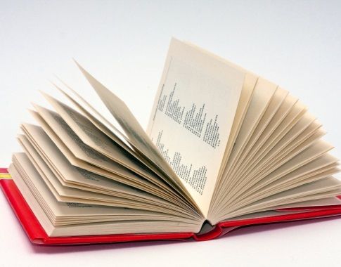 Цикл встреч с переводчиками «Как рождается слово» в Культурном центре ЗИЛ