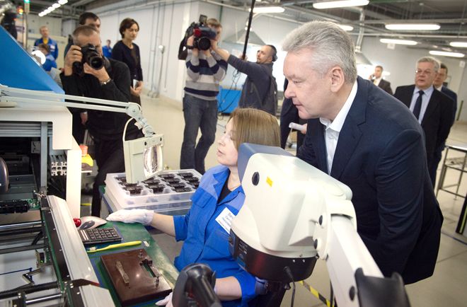 Собянин: Москва будет развивать производство автокомпонентов