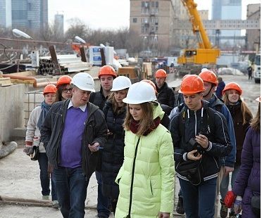 Москвичи «проинспектировали» строительство станции метро «Шелепиха»