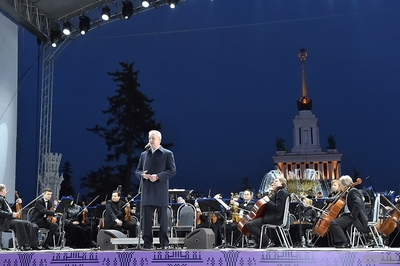 Сергей Собянин принял участие в запуске фонтана «Дружбы народов» на ВДНХ