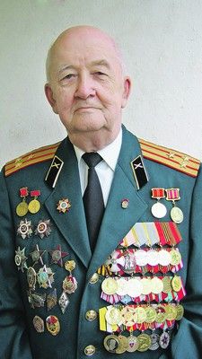 Полковник Олег Александрович Лютецкий прошел боевой путь до Берлина