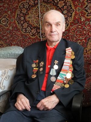 Герой «Бессмертного полка» Владимир Иванович Зуев: «Мы позиций не сдавали»