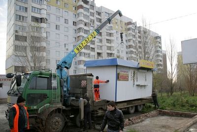 В Нагорном районе снесут шесть незаконных построек