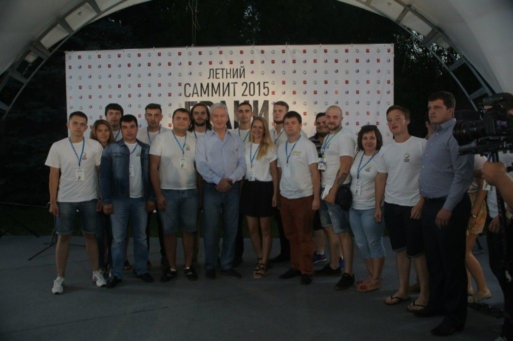 Разговор между молодыми парламентариями и мэром города получился конструктивным. Разговор между молодыми парламентариями и мэром города получился конструктивным.