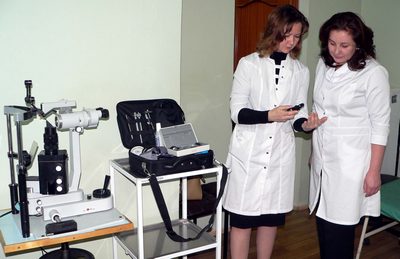 Московская поликлиника: пациентов приглашают в контролеры
