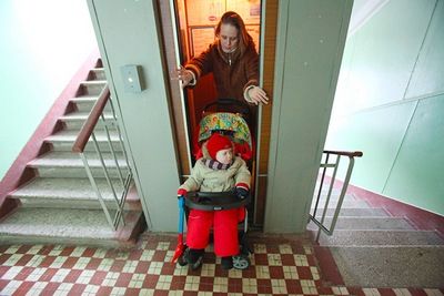 Работы по замене лифтов в Орехово-Борисове Северном завершат до конца года