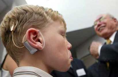 Центр оториноларингологии в ЮАО закупит 146 детских слуховых аппаратов