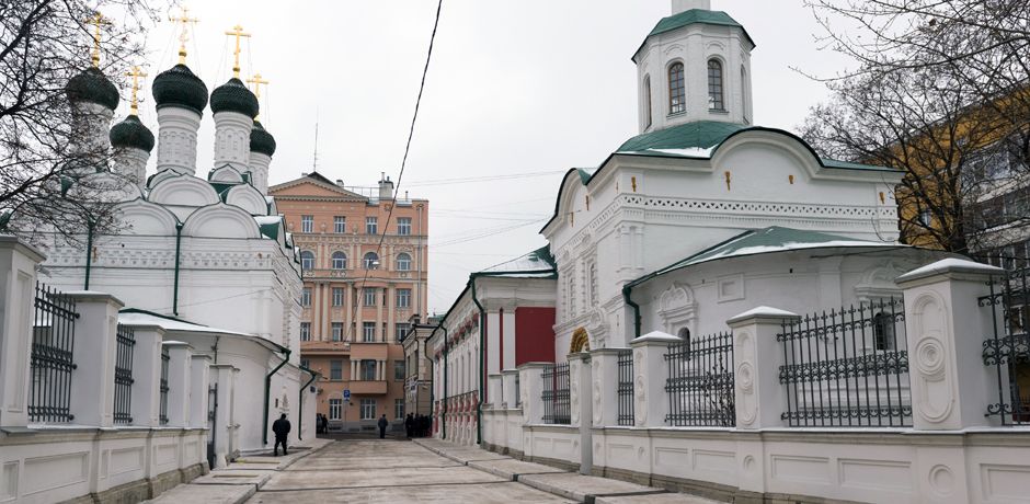 Реставрация комплекса храмов Черниговского подворья проводилась в 2012-2015 годах. Реставрация комплекса храмов Черниговского подворья проводилась в 2012-2015 годах.