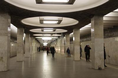 В ближайшие выходные будут закрыты вестибюли трех станций метро в ЮАО