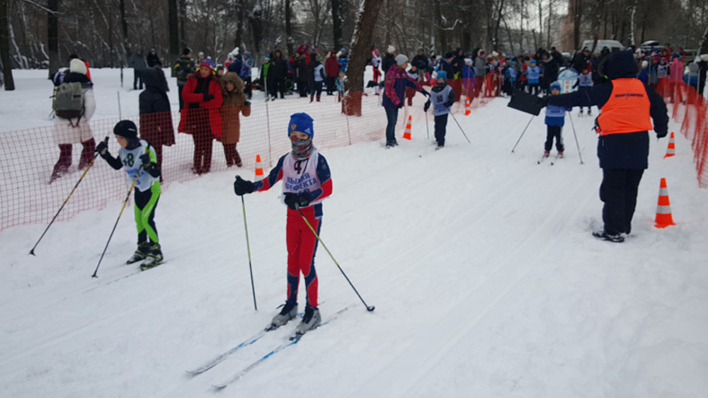 На юге Москвы прошло открытое первенство по лыжным гонкам