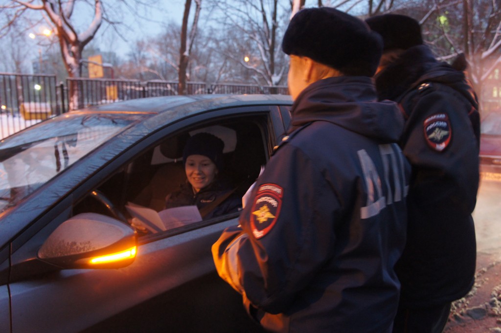 В Южном округе прошла акция ГИБДД «Если ваш пассажир – ребенок»