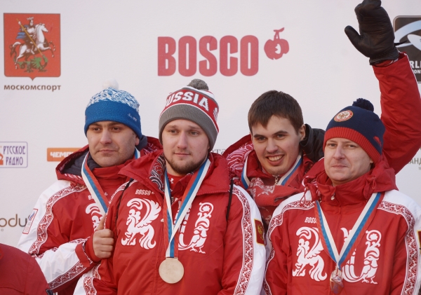 Команда Москвы победила в столичном этапе мирового керлинг-турнира