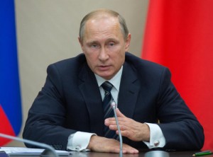 Владимир Путин призвал Армению и Азербайджан прекратить огонь