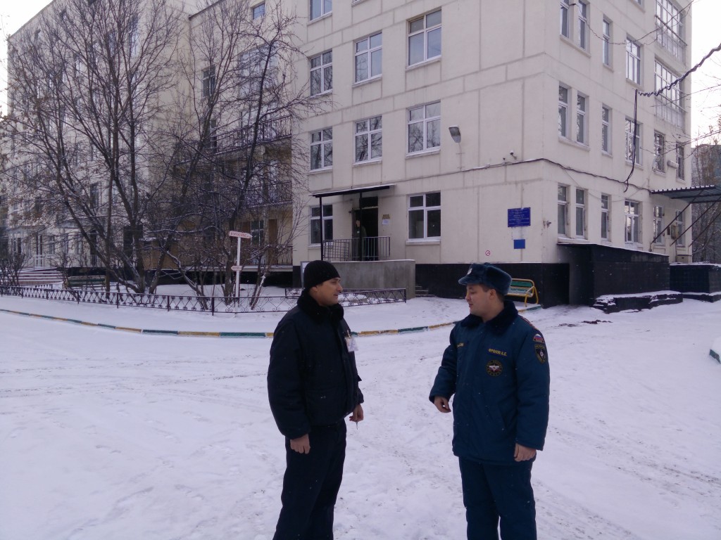 Противопожарный рейд провели спасатели Южного округа Москвы