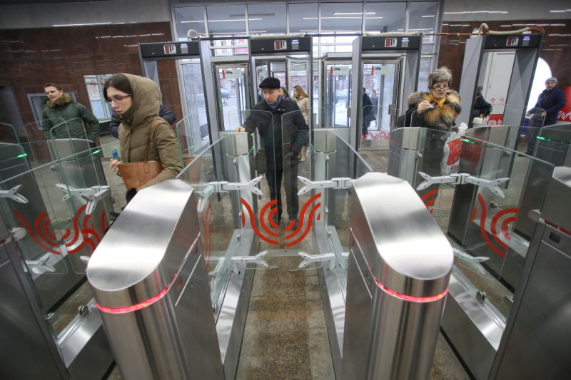Вестибюли семи станций метро изменят график работы на выходных