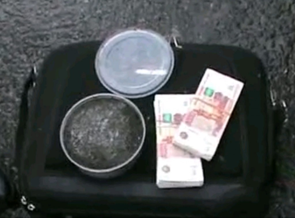 Полиция задержала продавцов 80 килограммов кустарной икры