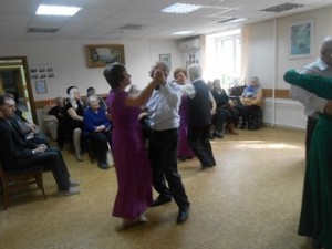 В Центре социального обеспечения "Коломенское" показали танцы народов мира. Фото: ЦСО Коломекское