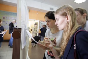 27 июня 2015 года. В столице стало больше школьников, которые сдают ЕГЭ на 220 баллов