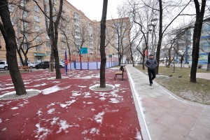 19 марта 2016 года. При реконструкции Варшавского шоссе было благоустроено 14 близлежащих улиц, в том числе и Мытная (на фото). Работы проводились в рамках программы «Моя улица»