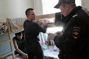 На улице Братеевская полиция ликвидировала наркопритон