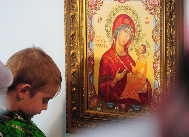 В Москве празднуют Прощеное воскресенье