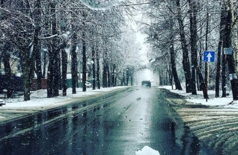 В субботу в Москву пришел снегопад из Санкт-Петербурга