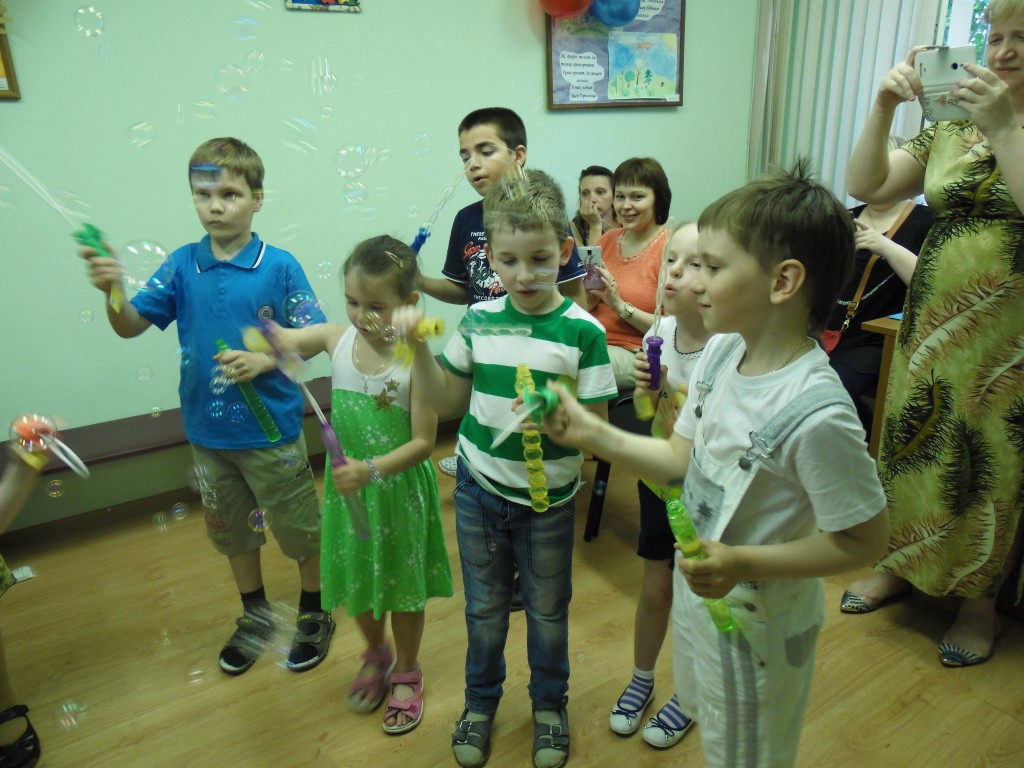 В Центре социального обслуживания «Царицынский» прошли развлекательные занятия с детьми-инвалидами