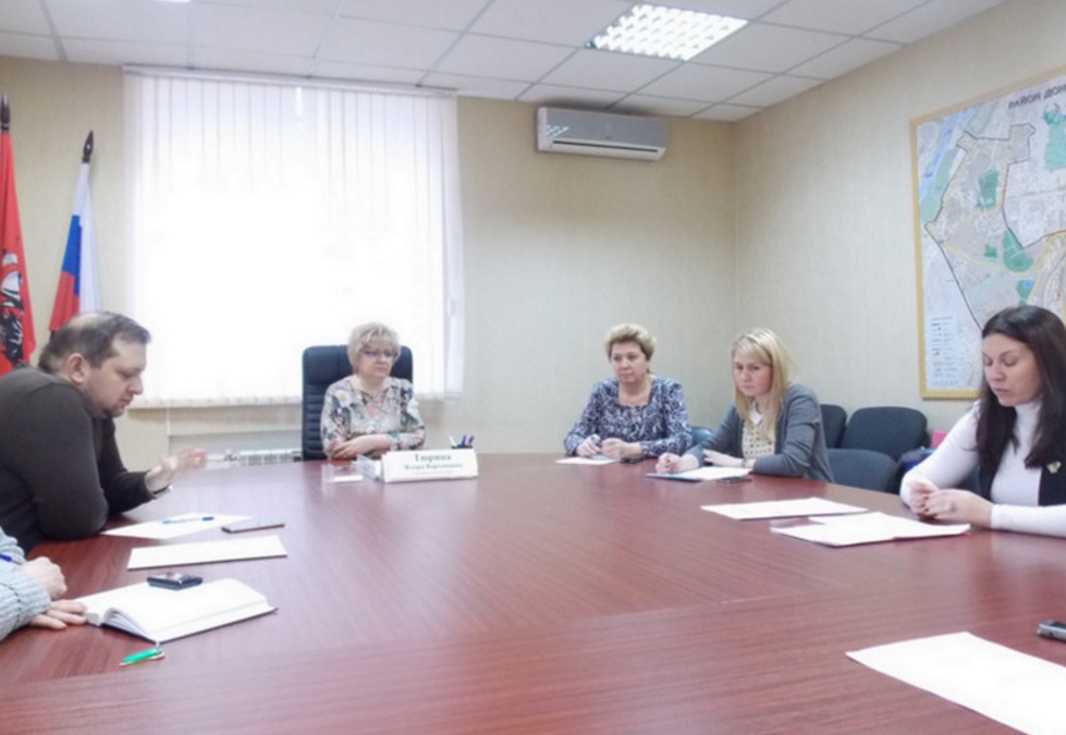 В управе Донского района обсудили незаконную торговлю