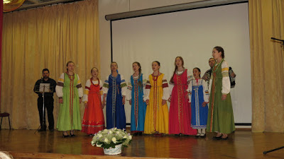 Школьники исполнили песни на сербском языке