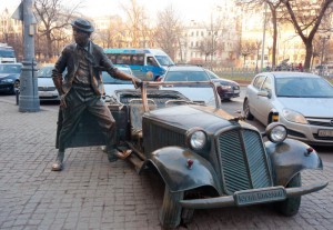 В Москве отреставрируют более 40 памятников и скульптур до августа 2017 года В Москве отреставрируют более 40 памятников и скульптур до августа 2017 года