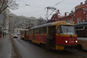 В районе Чертаново Центральное убрали ограждения вдоль трамвайных путей