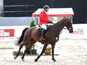 В Северном Чертаново прошли соревнования по конному спорту