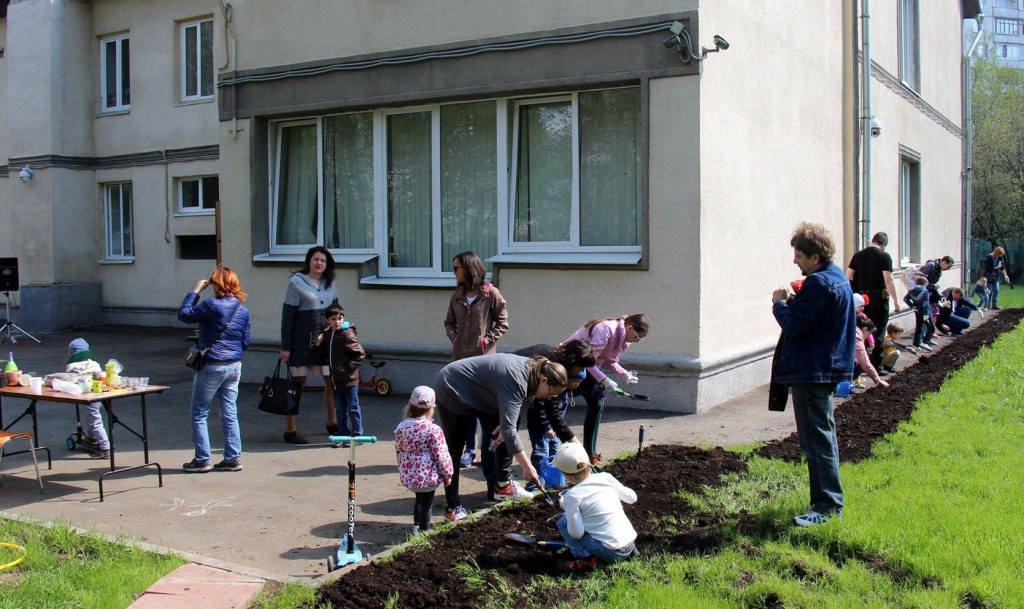 В Бирюлево Западное прошел экологический флешмоб