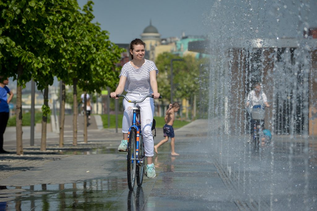 Кратковременный летний дождь может застигнуть москвичей на выходных