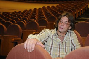 Актера Александра Домогарова доставили в больницу с подозрением на инсульт Актера Александра Домогарова доставили в больницу с подозрением на инсульт