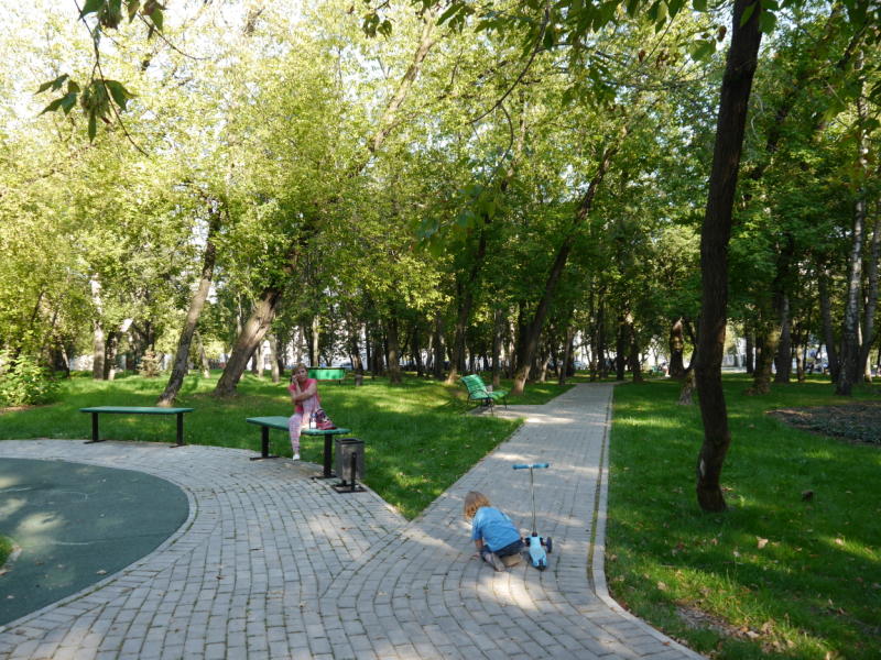 В Южном округе появится сквер имени Чингиза Айтматова