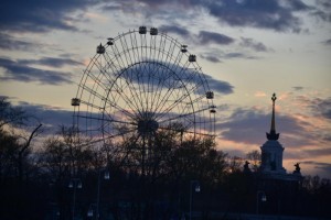Информационный центр, сувенирные магазины и место встреч появились на ВДНХ Информационный центр, сувенирные магазины и место встреч появились на ВДНХ