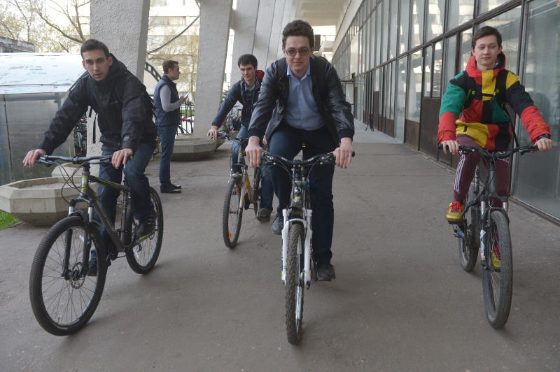 Велосипедисты из района Нагорный стали первыми на открытии велосезона