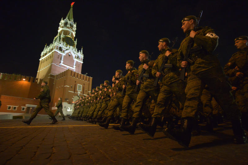 Предпоследняя репетиция парада Победы завершилась на Красной площади