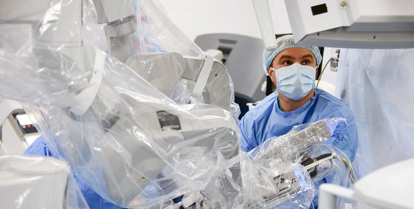 Столичная клиника вошла в ТОП-3 по качеству роботизированной хирургии в мире