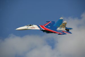 Истребитель Су-27 группы «Русские витязи» разбился в Подмосковье: пилот погиб. Фото: ТАСС. Истребитель Су-27 группы «Русские витязи» разбился в Подмосковье: пилот погиб. Фото: ТАСС.