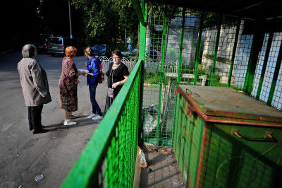 Бункеры для сбора крупногабаритного мусора появились на улицах северного Чертаново